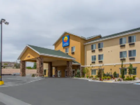 Comfort Inn & Suites Vernal - National Monument Area Hotels in Uintah County