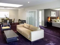 Ramada Hotel & Suites by Wyndham Sydney Cabramatta Hotels in Villawood