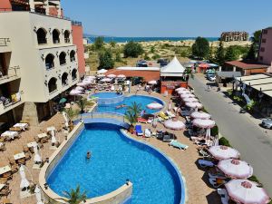 Hotel Nobel Ultra All Inclusive - Free Beach Access