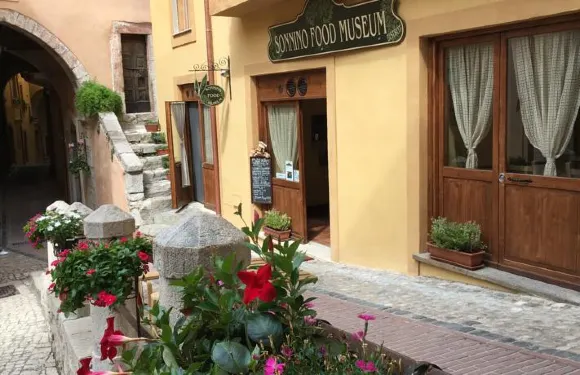 大旅行住宿酒店