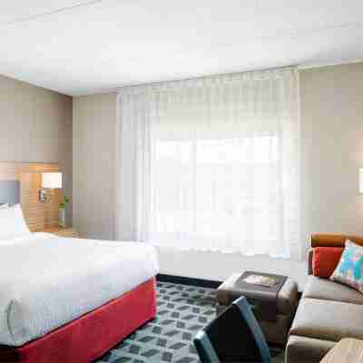 TownePlace Suites Lake Charles Rooms