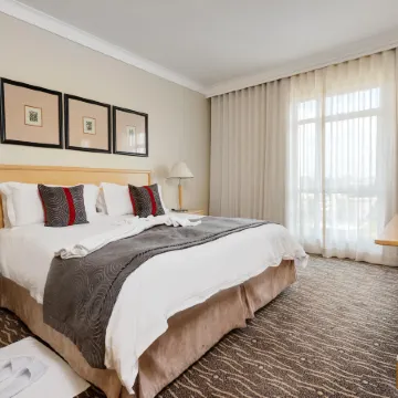 Protea Hotel Johannesburg Wanderers Отели рядом с достопримечательностью «Мелроуз»