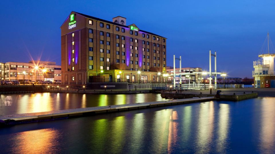 Holiday Inn Express MANCHESTER - SALFORD QUAYS by IHG