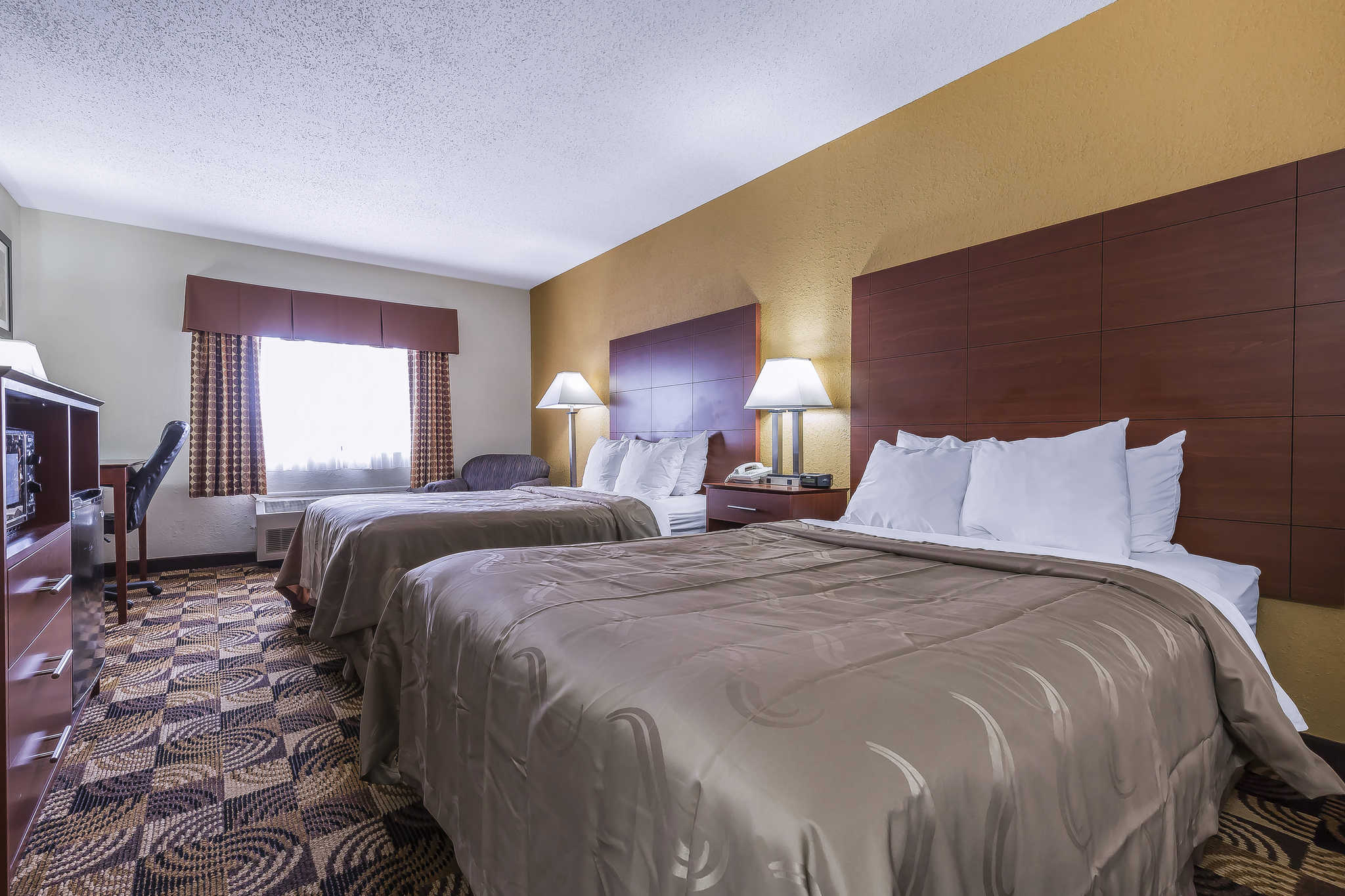 Quality Inn Sycamore - DeKalb