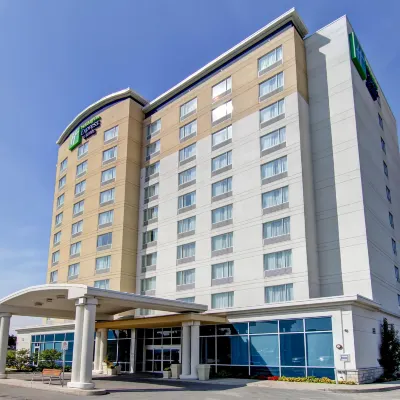Holiday Inn Express & Suites TORONTO - MARKHAM by IHG Отели рядом с достопримечательностью «Магазин IKEA North York»