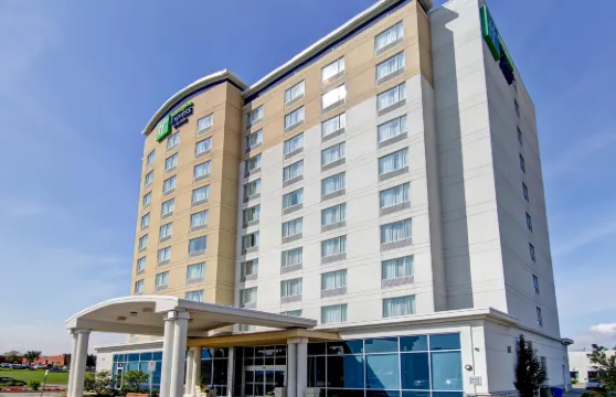 智選假日套房酒店多倫多 - MARKHAM