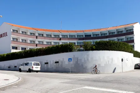 Hotel Meia Lua Отели в г. Овар