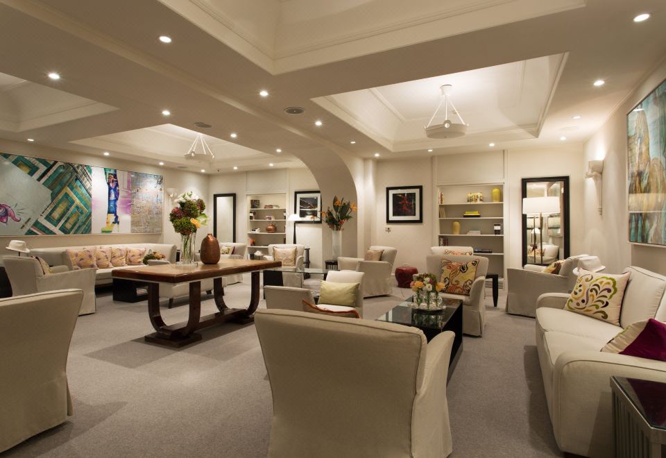 Rocco Forte Hotel Savoy Over view