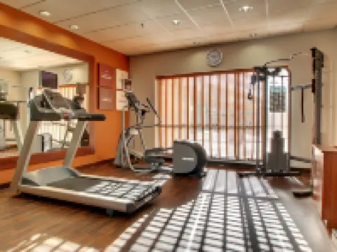 機場舒適套房酒店 弗洛伍德酒店