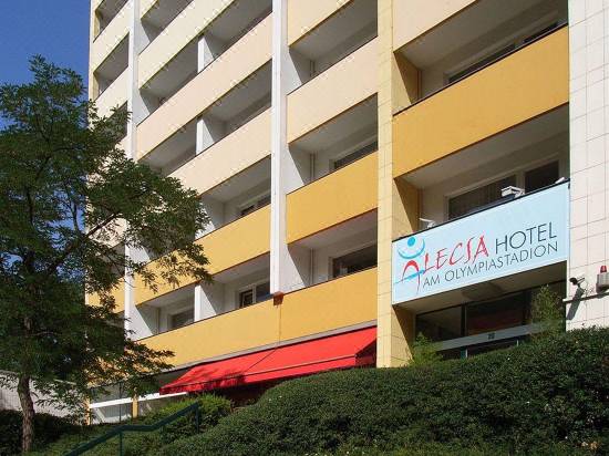 Alecsa Hotel am Olympiastadion-Berlin Updated 2022 Room Price-Reviews &  Deals | Trip.com