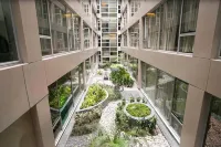 Holiday Inn Express Manila Newport City Hotels in 