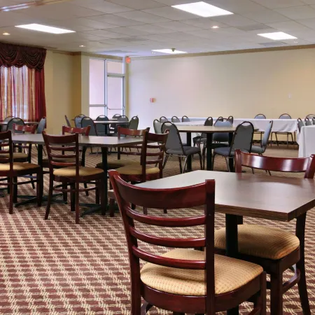 Days Inn by Wyndham Conneaut