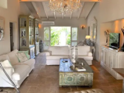 オーシャン ブリーズ ブティック ホテル & マリーナ クラレンダイクのホテル