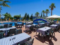 Paramount Hotel Apartments