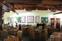 Hotel Chateau St Cloud Hotels in Felicite