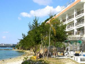 Hotel Motobu Resort