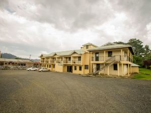 Kisoro Tourist Hotel