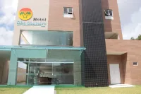 Hotel Ilha Costeira - parking