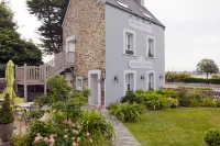 Hôtel Traiteur les Ormes, the Originals Relais Hotels in Bricquebec