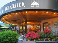 Hotel Vier Jahreszeiten Hotels in Silandro