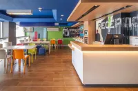 Ibis Budget Dandenong Hotels in Doveton