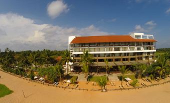 Pandanus Beach Resort & Spa