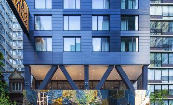 Hotel EMC2, Autograph Collection