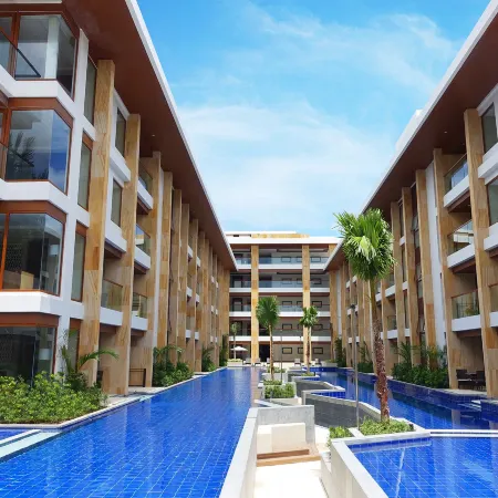 Henann Crystal Sands Resort