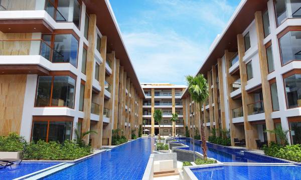 Henann Crystal Sands Resort