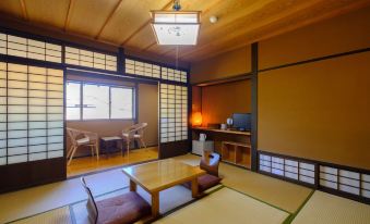 Yufuin Ryokan Tadaima