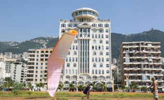 Portaluna Hotel & Resort