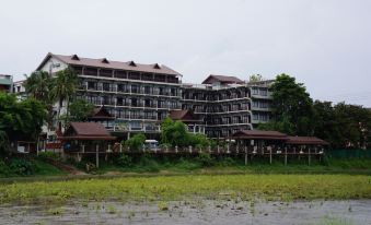 Silver Naga Hotel