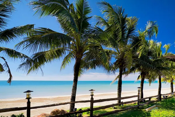 หาดเจ้าหหลาว