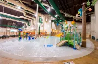 Great Wolf Lodge Southern California - Pools