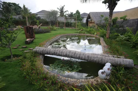 Aroma Beach Resort and Spa