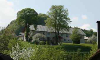 Karhof - Housity