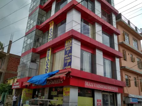 Hotel Big Way Hotels near Fort Jaitak