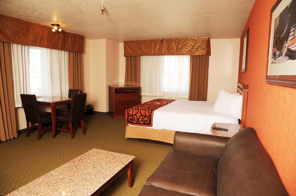 Ramada by Wyndham Elko Hotel at Stockmen's Casino