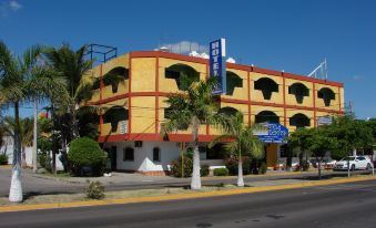 Hotel Las Fuentes