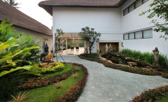 Frangipani Villas