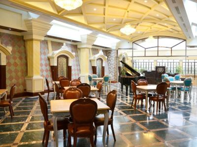 Restaurant The Luneta Hotel Manila Photo