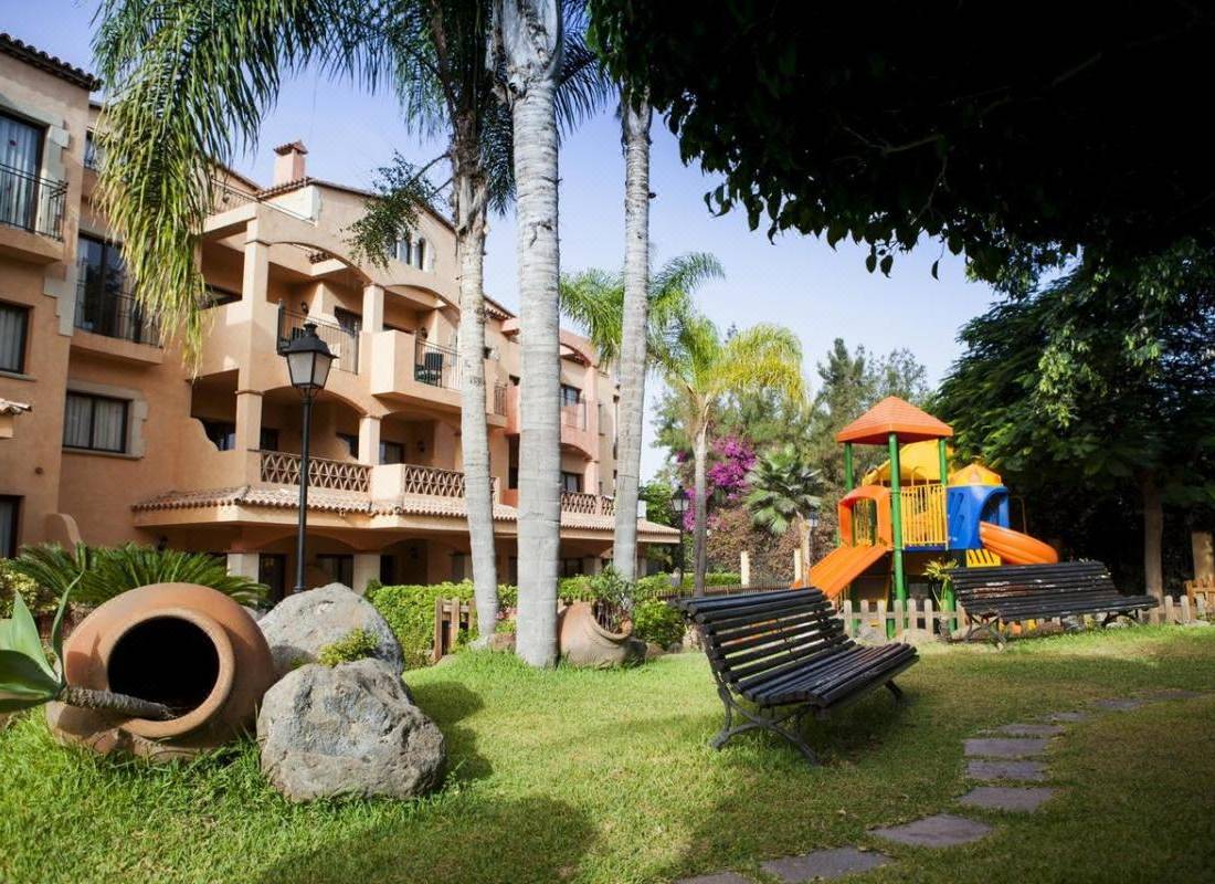 Hotel Villa Mandi Golf Resort-Playa de las Americas Updated 2022 Room  Price-Reviews & Deals | Trip.com