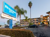 Queencity Inn Hotels in Signal Hill