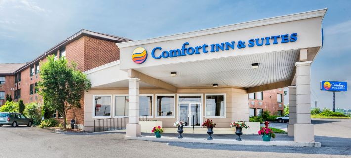 Comfort Inn & Suites Hotels in Simcoe County