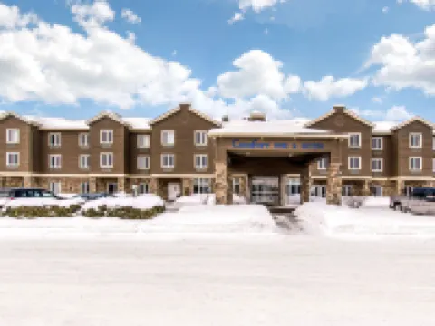 Comfort Inn & Suites Hotels in Saint-Jerome