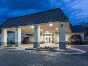 Suburban Extended Stay Hotel