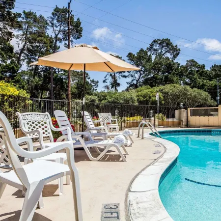 The Inn at 1252 Monterey