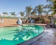 Quality Inn Hemet - San Jacinto - Pools