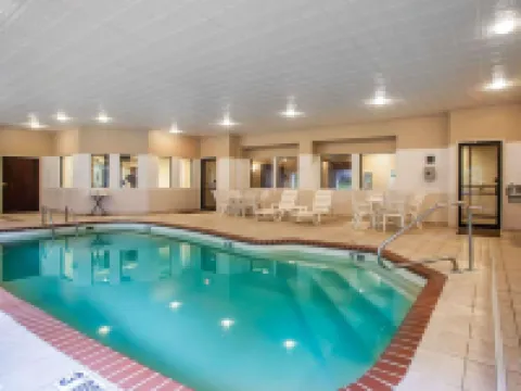 Comfort Inn & Suites St Louis-O'Fallon Hotels in St. Charles County