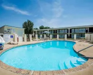 Econolodge - Pools